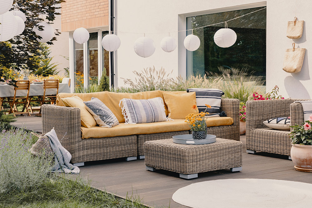 6 tips to remember when purchasing patio furniture