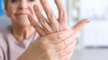 Rheumatoid arthritis &#8211; Early signs, causes, and more