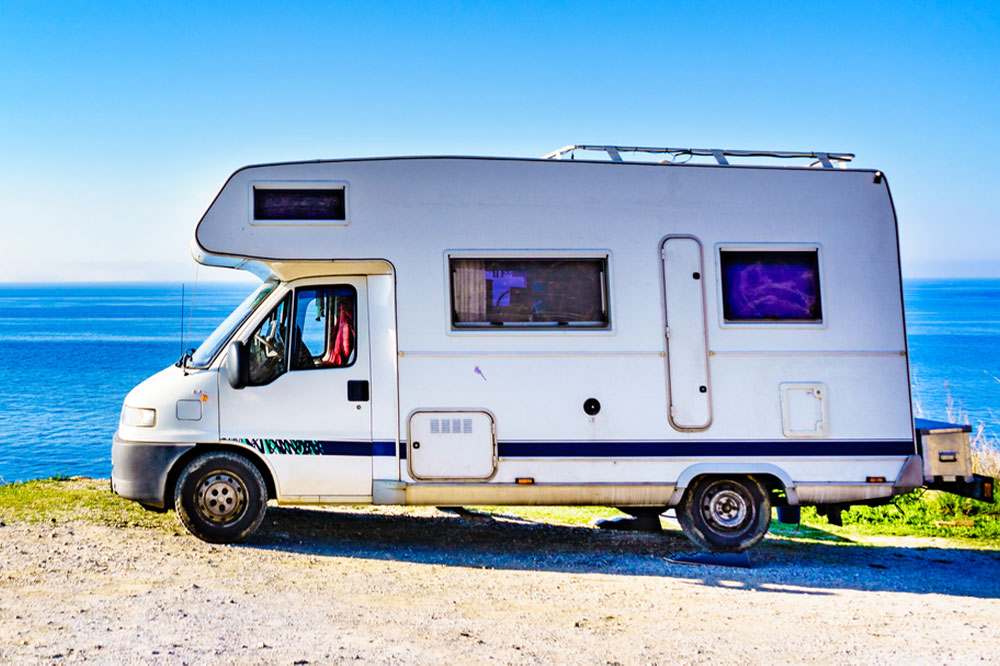 Top providers and tips for best RV deals