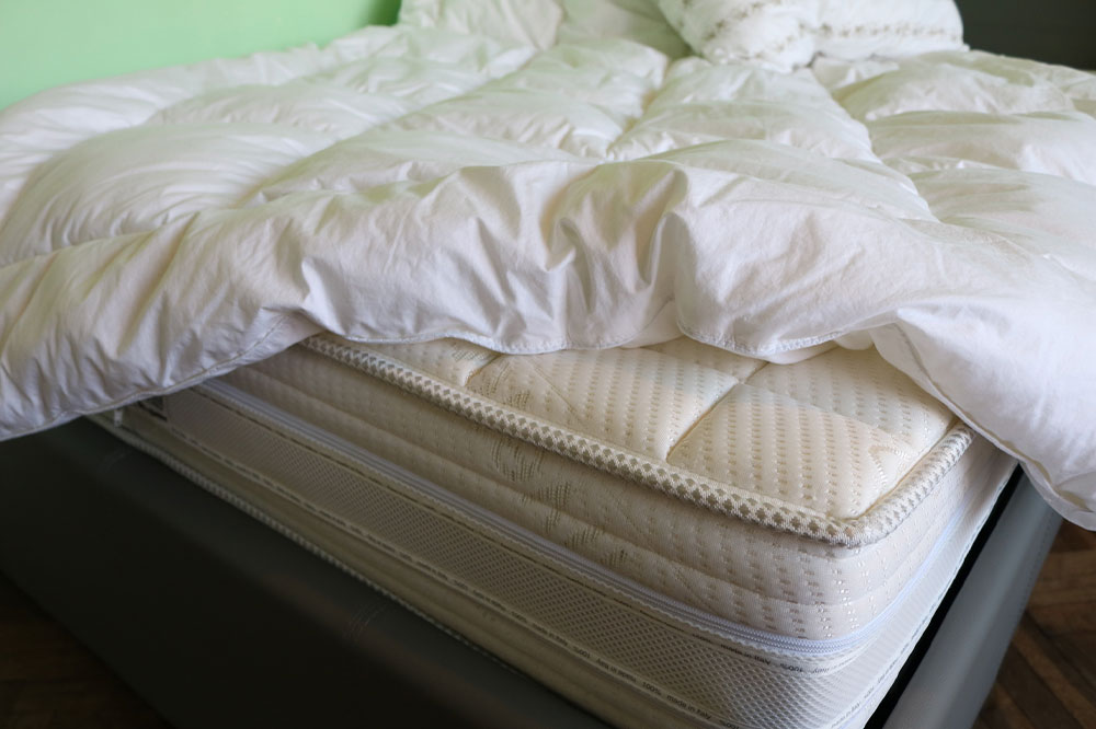 Complete guide to mattresses for back pain relief