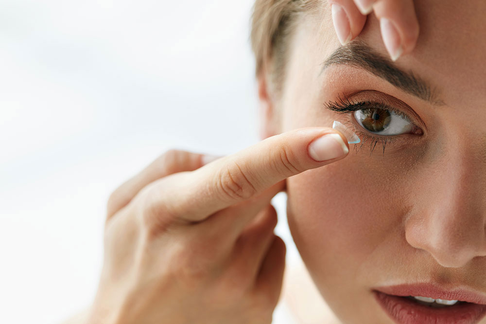 Contact lenses &#8211; Cost, types, and top picks