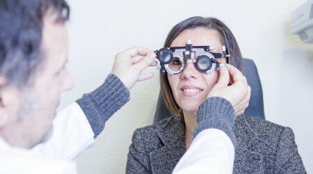 Double vision &#8211; Symptoms, causes, and management