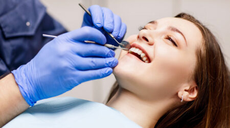 Guide to choosing the right dentist and when to visit one