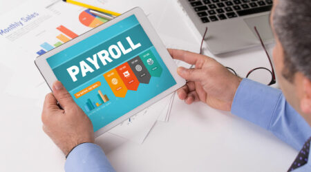 4 factors to consider while purchasing payroll software