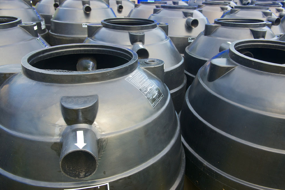 9 types of storage tanks for water