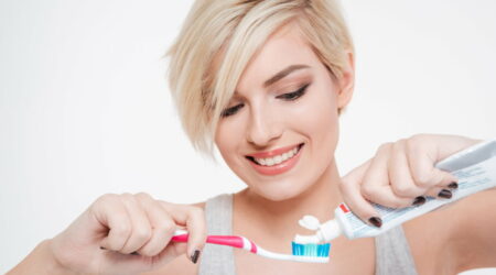 Whitening toothpaste &#8211; Features, benefits, and cost