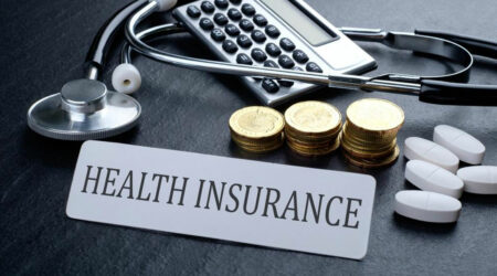 The advantages and disadvantages of health insurance plans