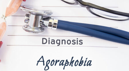 Agoraphobia &#8211; Causes, symptoms, and management options