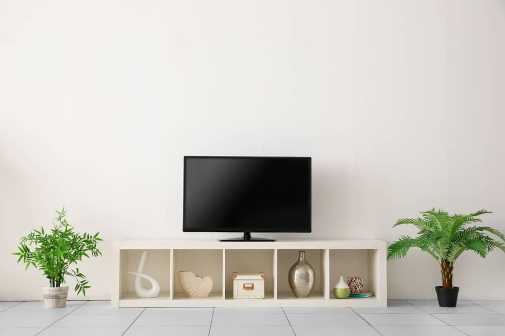 Common types of entertainment centers and TV stands