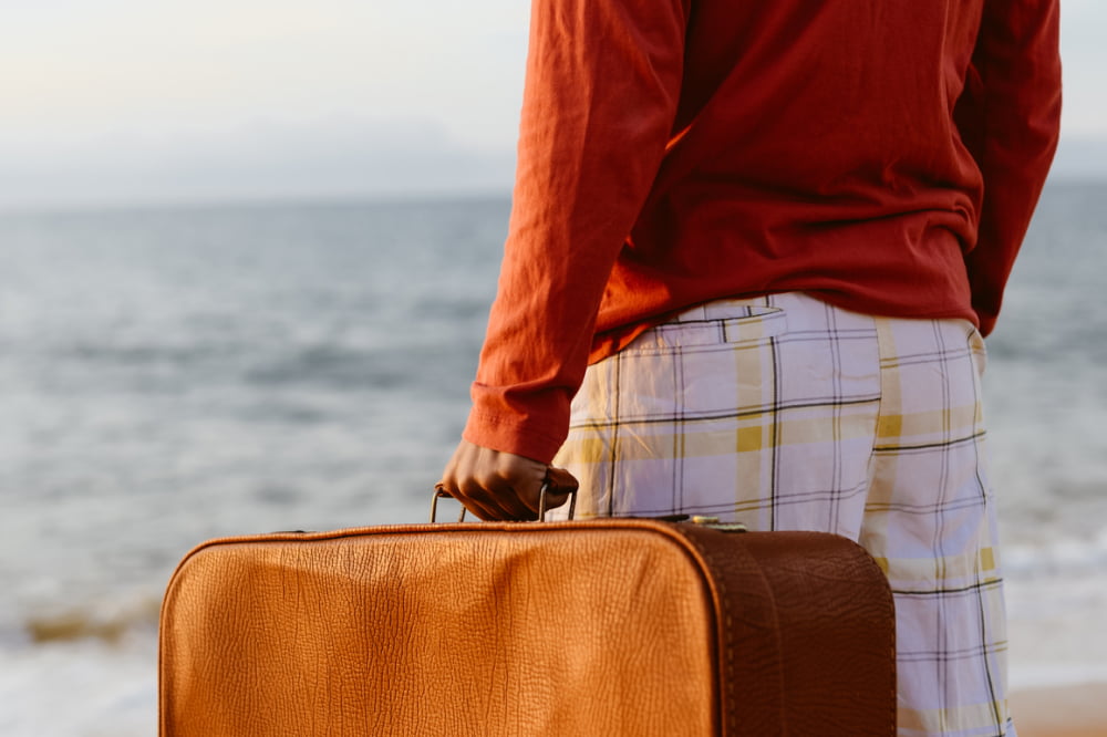 Comprehensive guide to personalized suitcases