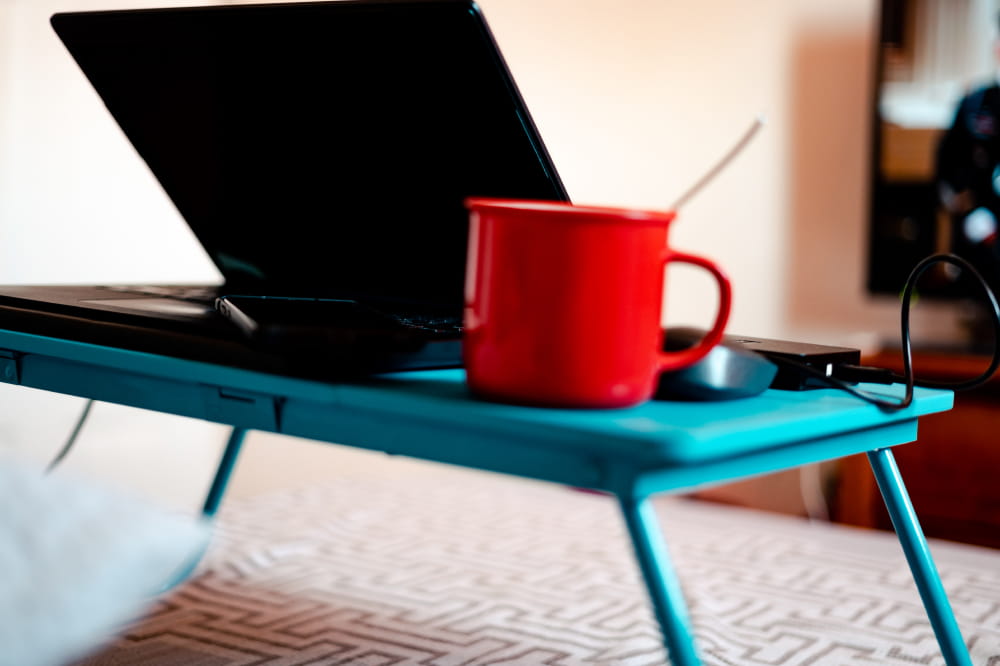 Lap desks &#8211; Types and benefits